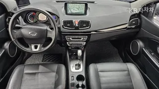 Renault SM3