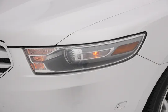 Ford Taurus