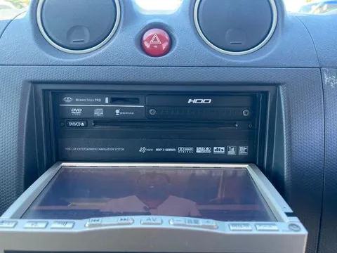 Nissan KIX