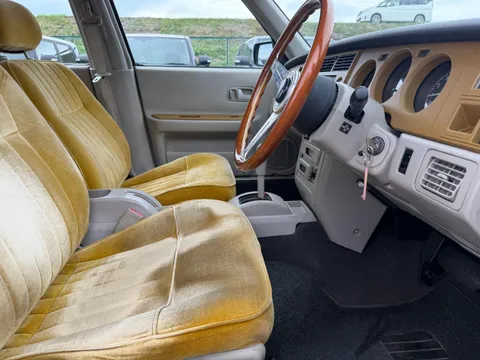 Nissan Rasheen