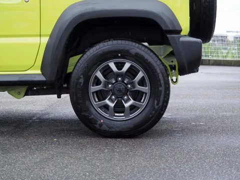 Suzuki Jimny Sierra