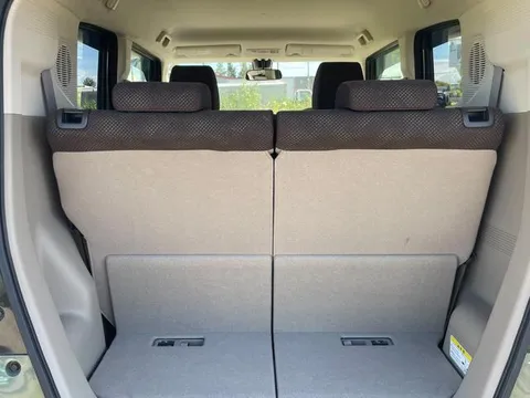 Honda N-BOX Slash