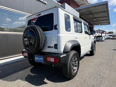 Suzuki Jimny Nomade