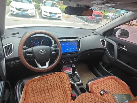 Hyundai ix25