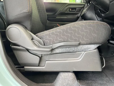 Suzuki Spacia Gear