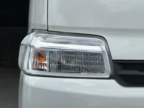 Toyota TownAce Van