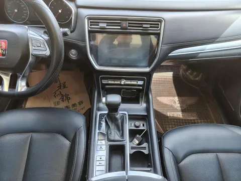 Roewe RX8