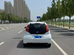BYD F0