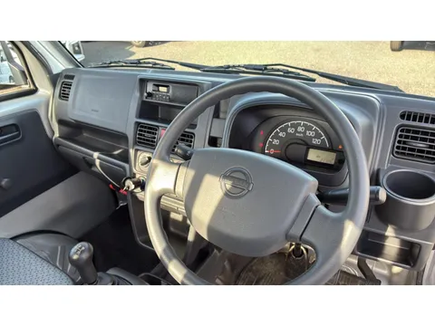 Nissan Clipper Truck