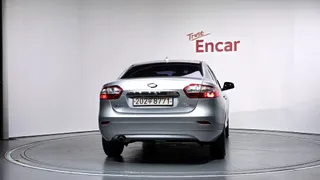 Renault SM3