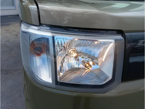 Toyota Pixis Mega