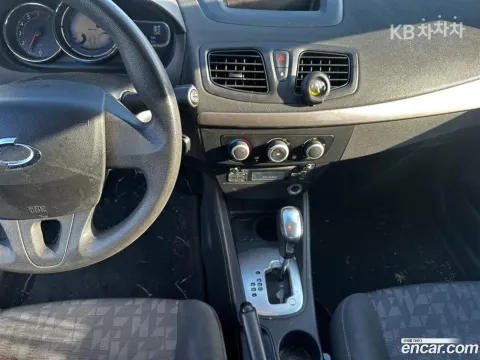 Renault SM3