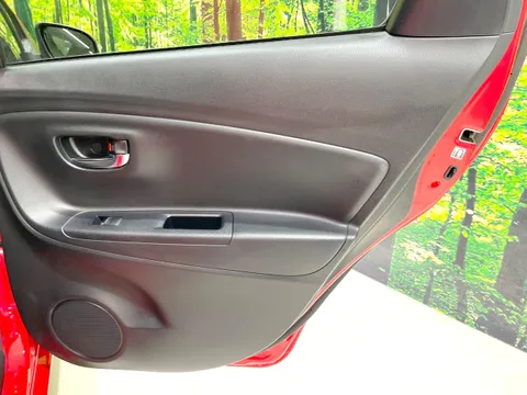 Toyota Yaris (Vitz)
