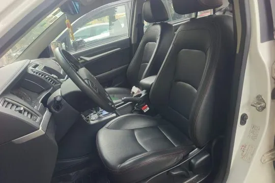 Geely Vision