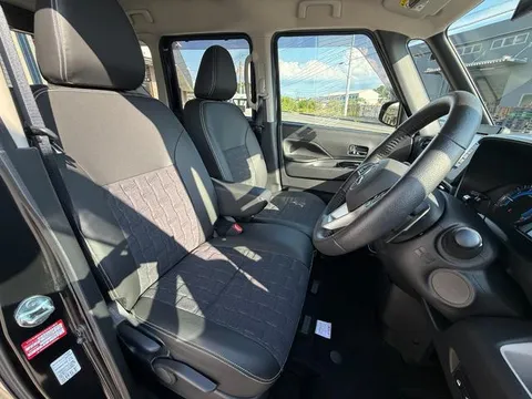 Mitsubishi Delica Mini