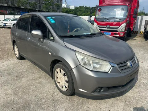 Venucia D50