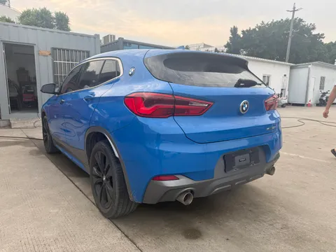 BMW X2