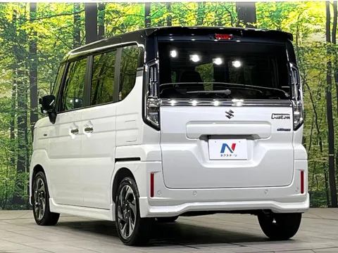 Suzuki Spacia Custom