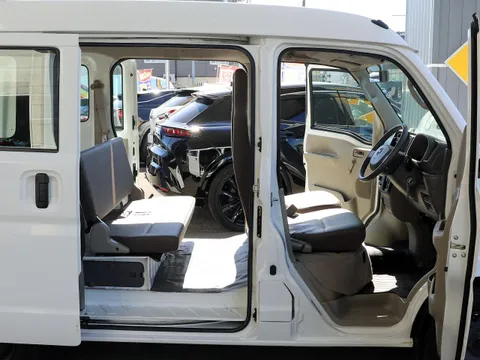 Nissan Clipper