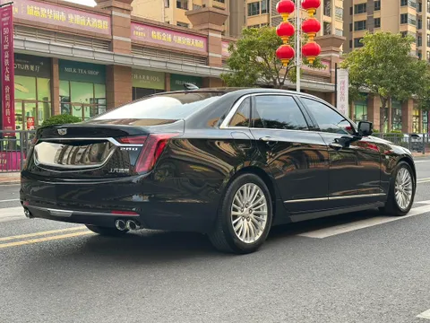 Cadillac CT6