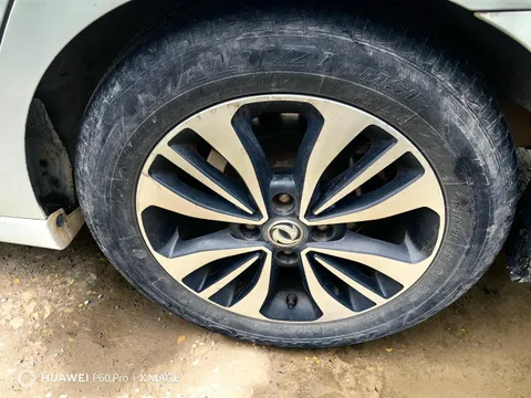 Dongfeng A60