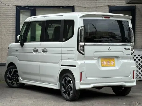 Suzuki Spacia Custom