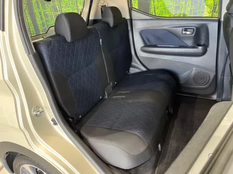 Mitsubishi eK X
