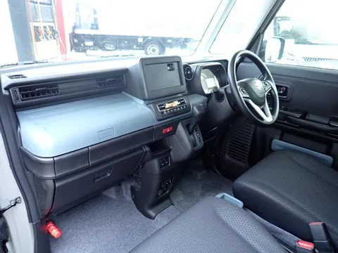 Suzuki Spacia Base