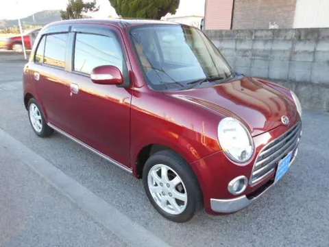Daihatsu Mira Gino