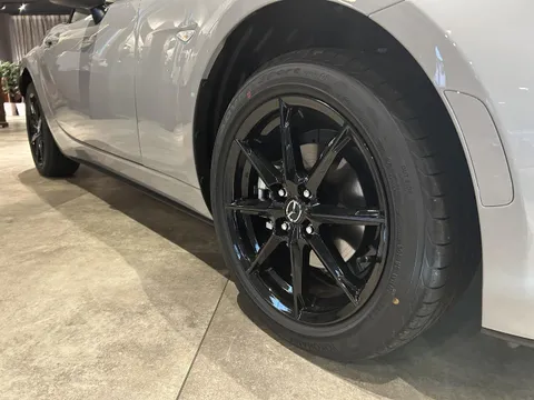 Mazda MX-5 (Roadster)