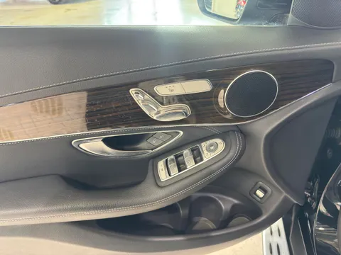 Mercedes-Benz Mercedes-Benz GLC