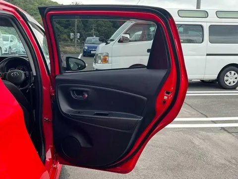 Toyota Yaris (Vitz)