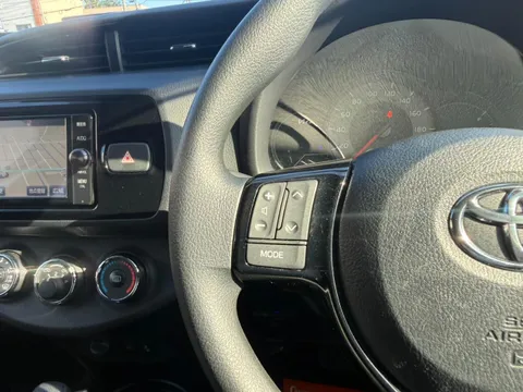 Toyota Yaris (Vitz)