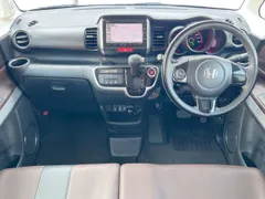 Honda N-BOX Slash