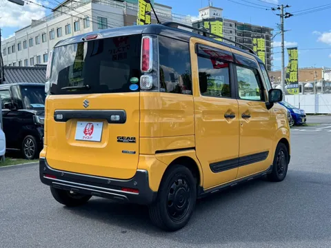 Suzuki Spacia Gear