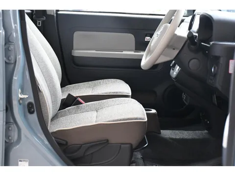 Daihatsu Mira Tocot