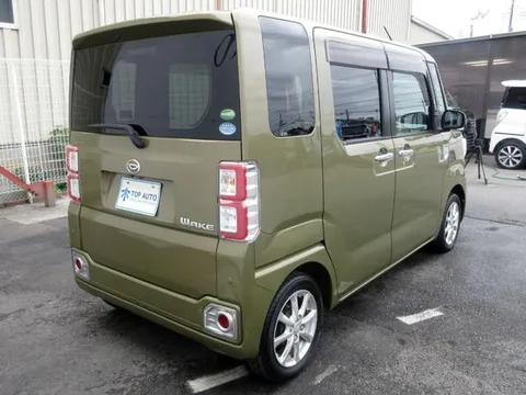 Daihatsu Wake