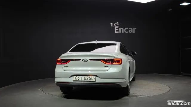 Renault Talisman (SM6)