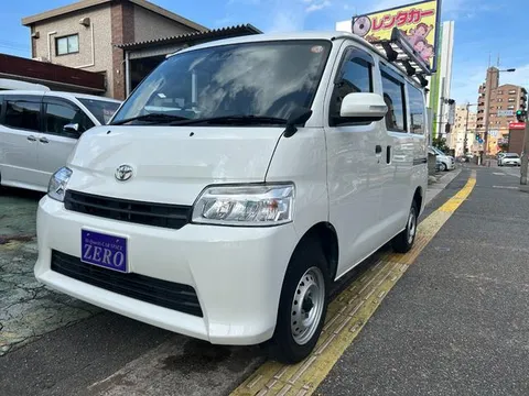Toyota TownAce Van
