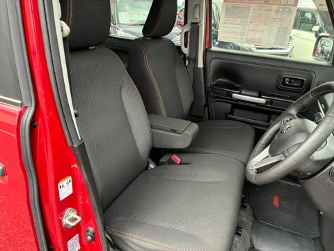 Suzuki Spacia Gear