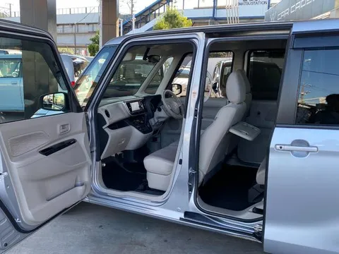 Mitsubishi eK Space