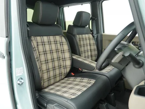 Honda N-BOX Joy
