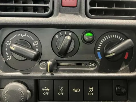 Nissan Clipper Truck
