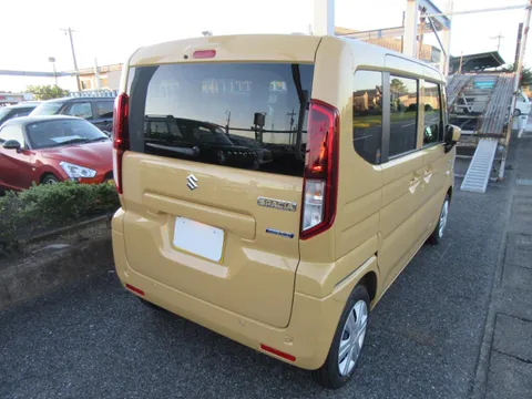 Suzuki Spacia