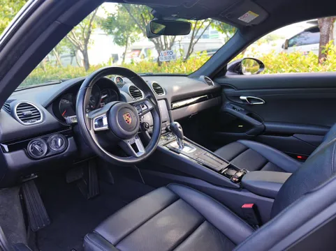 Porsche 718