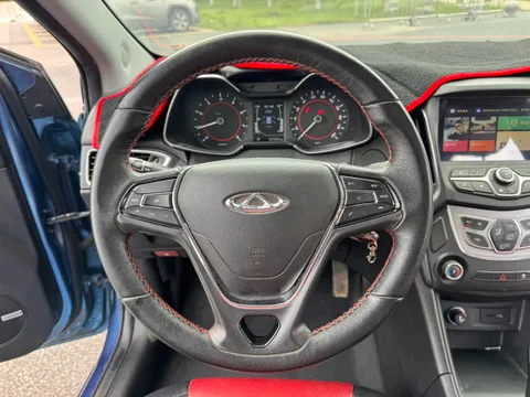 Chery Arrizo 5