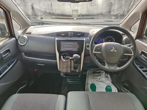Mitsubishi eK Custom