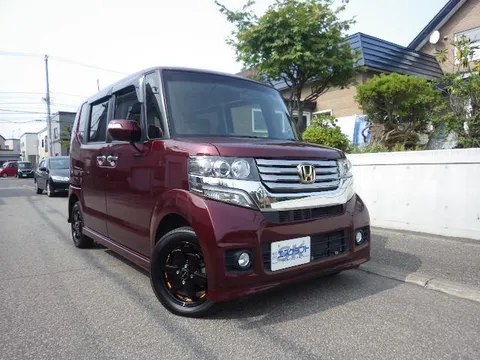 Honda N-BOX Plus Custom