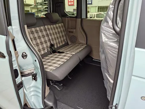 Honda N-BOX Joy