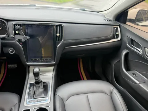Roewe i6 Classic